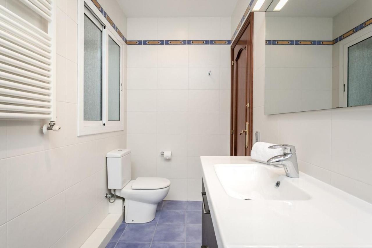Fantastic 2 Bedroom 5 Minutes By Car From Plaza Catalunya Barcelona Eksteriør bilde